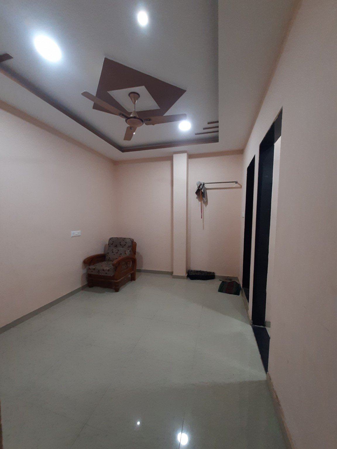 Non AC 2 BHK Apartment - Photo 3