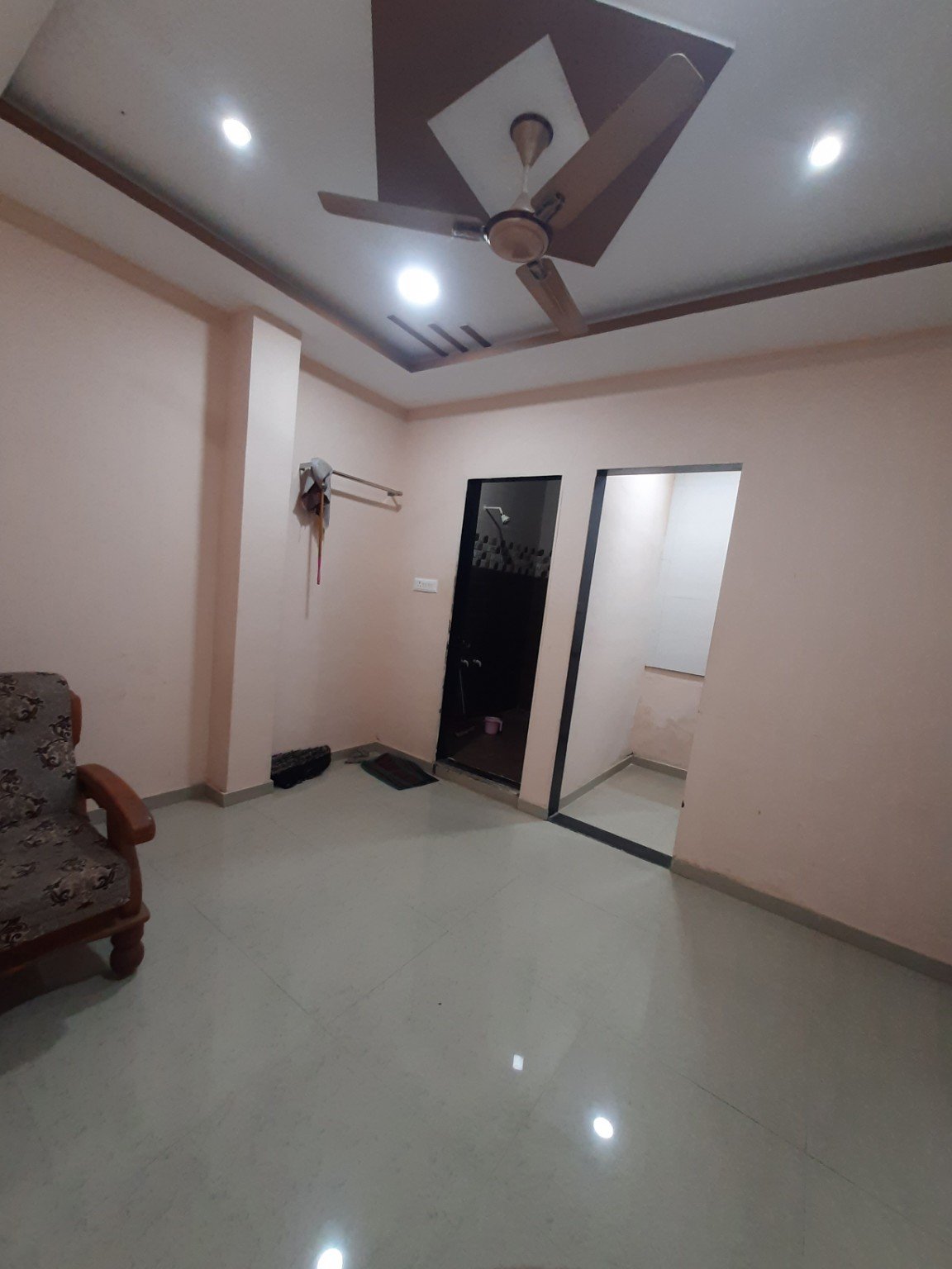 1BHK Non-AC Family Apartment - Photo 4