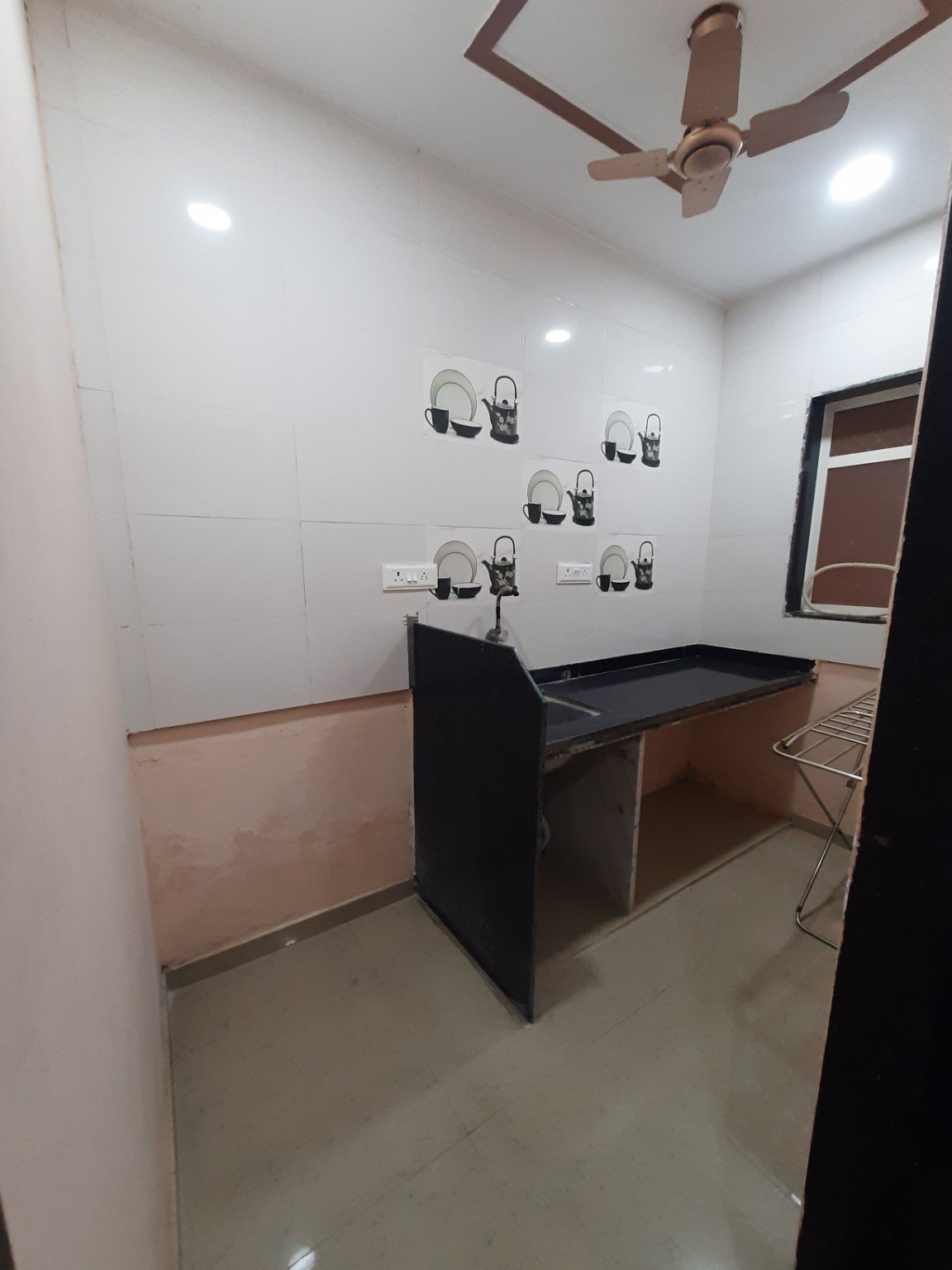 1BHK Non-AC Family Apartment - Photo 3